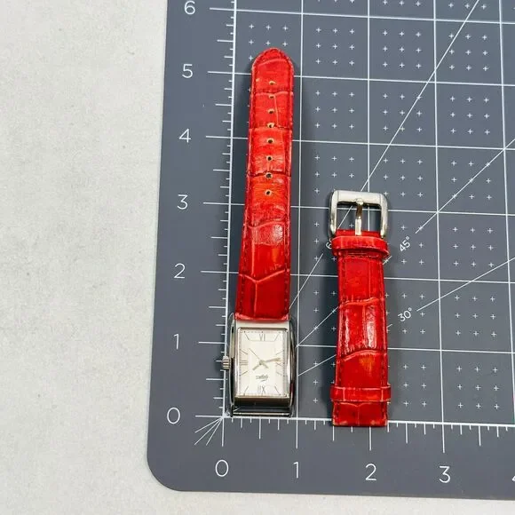 Lacoste Watch Womens 24mm Silver Tone Red Leather Strap New Battery FLAWED READ - Picture 11 of 11